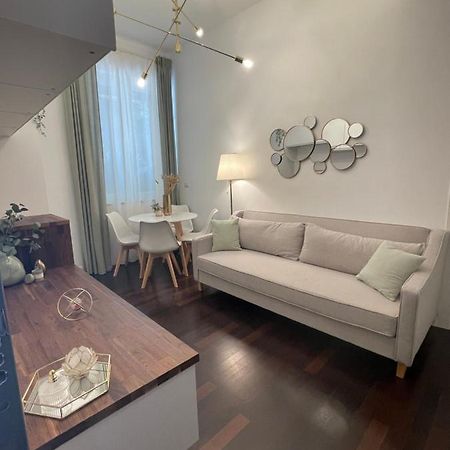 Bilocale Di Prestigio: Milano Centro Apartment ภายนอก รูปภาพ
