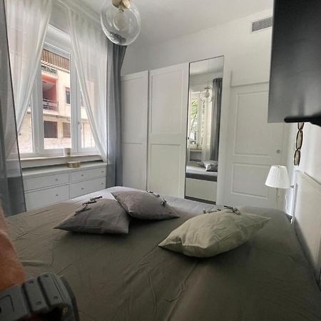 Bilocale Di Prestigio: Milano Centro Apartment ภายนอก รูปภาพ